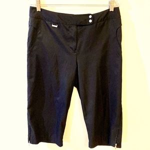 Bette & Court Golf Capris Sz 10 Black